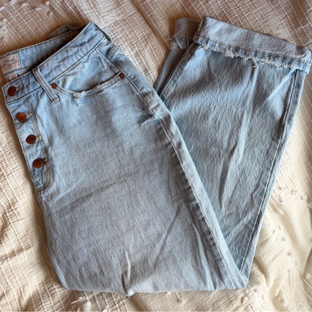 Universal Thread Curvy Vintage Straight High-Rise Jeans